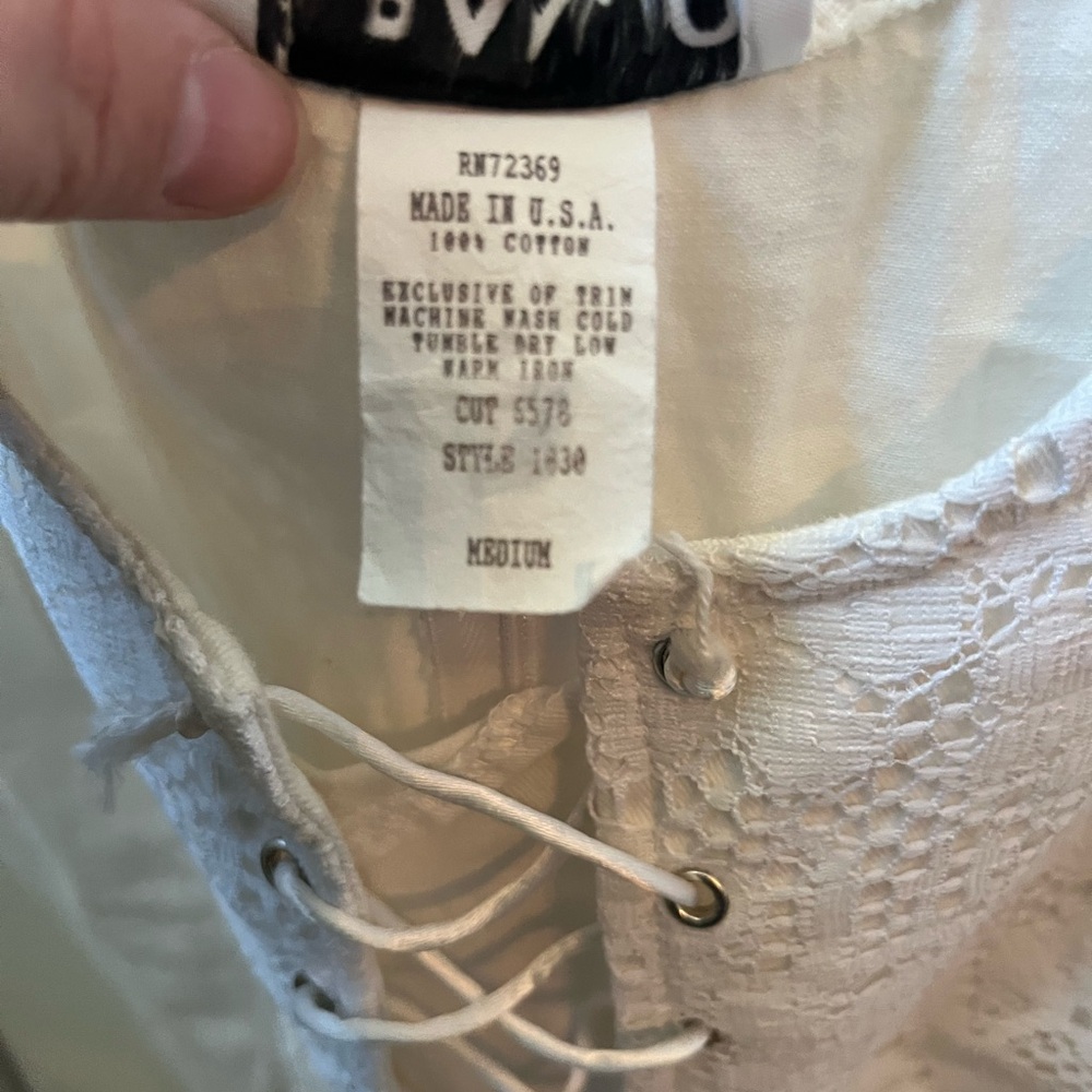 Banjo White Lace-Up Crop Top - Picture 4 of 6